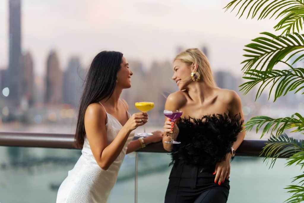 BARFLY BY BUDDHA-BAR LAUNCHES DAILY HAPPY HOUR – SUNSET SESSIONS - Hotel u0026  Catering News ME