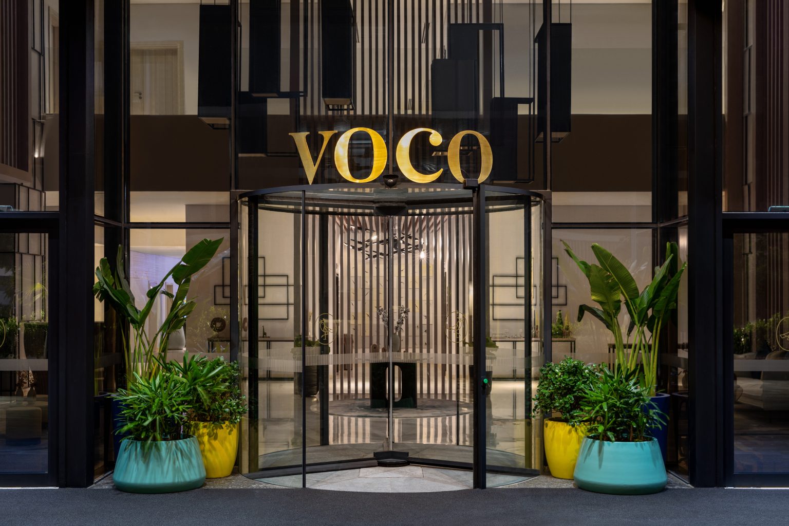 Entrance Voco Dubai The Palm 1536x1024 